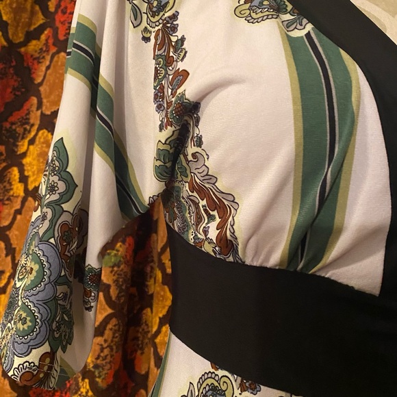 Maxi dress size medium - Picture 4 of 4